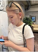 ボブ×ホワイトベージュ