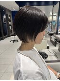 ショートボブ