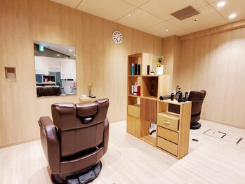 ライール ザ バーバー(Lair the barber)の写真/【大阪駅前第４ビル内】大阪駅・梅田駅地下直結！プライベート空間が居心地のいい、メンズの隠れ家サロン☆