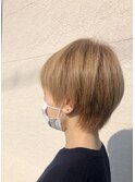 シンプルなショートボブ