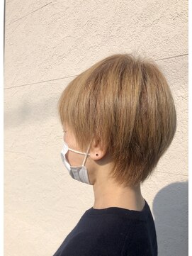 シンプルなショートボブ