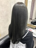 ルノン フィージュ(LUNON fieju)&nbsp;黒髪クラゲヘアーオリーブグレー小顔ココアベージュ