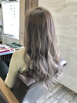 リリー シンジュク(Lilly)&nbsp;【Lilly新宿】#フォギーアッシュ#ベージュ#髪質改善#イルミナ