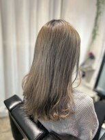 ツムグ 代官山店(TUMUGU) 30代40代50代大人可愛いロングヘアココアゲージュ白髪ぼかし