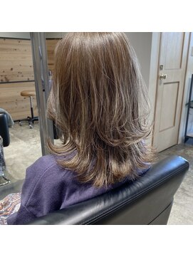 ヘアサロン ピース(hair salon PIECE) ミディアムレイヤーくびれヘア オリーブベージュ