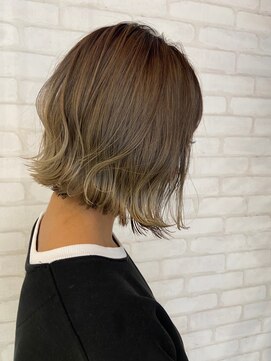 ビス ヘア アンド ビューティー 西新井店(Vis Hair＆Beauty) 20代30代大人可愛い小顔ショートカット外ハネボブハイライト
