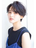クセを活かしたショートヘア