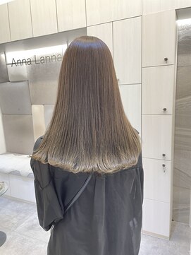 アナ ラーナ(Anna Lanna) 柔らかグレージュ