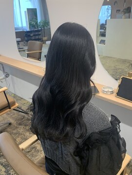 ユッカ 梅田(YUCCA) 【 YUCCA 】大人可愛い20代30代40代ロング/ウェーブ巻き