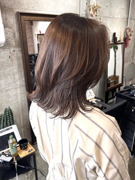 ヴィップルーム(viproom) 切りっぱなしボブ/エアリーロング/美髪/ピンクブラウン