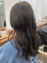 ファルベ(Farbe) 顔まわり/前髪/外ハネ/レイヤー/ワンカール/オリーブベージュ