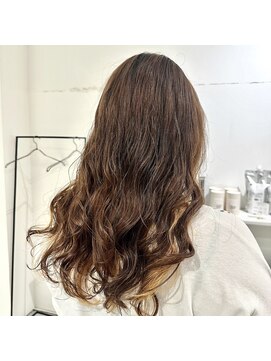 ジュベ(juve.) コテ巻き風パーマ