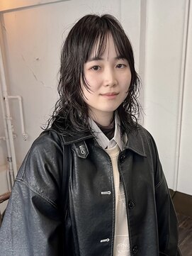 ボウ(BOW) 黒髪ミディアムパーマ  [本町/心斎橋/堺筋本町]