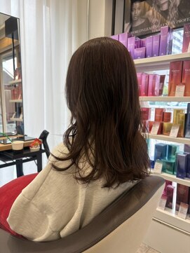 ウイ バイ ファースト 北四番丁店(u'i by first) 明るめブラウンカラー×顔まわりレイヤー