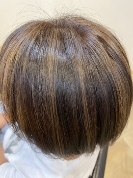アールヘア(ar hair) 惣田オリジナルカラー 白髪染め卒業ハイライト 3