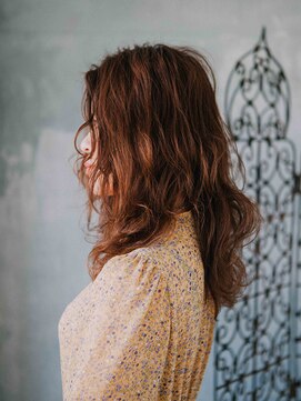フローラビューティーヘアー(Flora Beauty Hair) ロングふわふわカール/20代/30代/40代/50代/岡山/表町