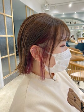 ロンド シャルム 吉祥寺(Lond charme) 切りっぱなしボブインナーカラー