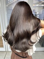 ピープスアンドスー 表参道 渋谷(Peeps&Suu.) プラチナムグレー顔周り小顔レイヤー髪質改善透明感カラー