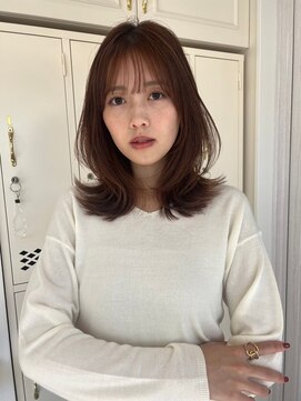 ザシー オモテサンドウ(The C) 20代30代40代ナチュラル大人可愛いレイヤースタイル