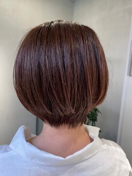 ヴォロ 佐賀(VoLo) 切りっぱなしボブ/美髪/ピンクブラウン[佐賀駅]