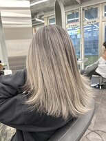 エイト 立川店(EIGHT)&nbsp;☆シャドールーツ×ミルクグレージュ☆