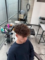 イーラ(era) スペインカールパーマ/メンズ/刈り上げ/眉毛/ツイスト