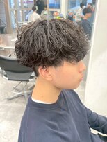 ワンズナゴヤ 名古屋栄店(ONE's NAGOYA)&nbsp;スペインカールスパイキーショートブルーブラックフェザーパーマ