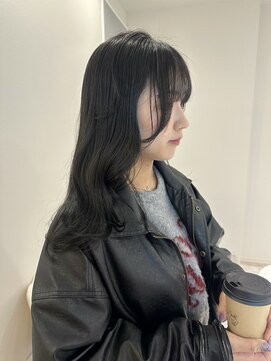 アイランド(I’sland) 暗めカーキグレージュ☆レイヤーカット☆