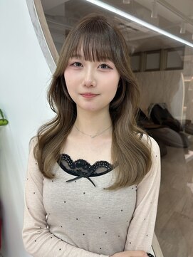 ロンドルピナス 小倉(Lond Lupinus) ミディアムレイヤーカット/似合わせカット/大人ガーリー/20代