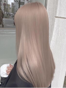 イル(iLe.) ミルクティーベージュダブルカラーブリーチカラーレイヤーカット