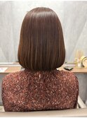 ストカール×切りっぱなしボブ×艶ブラウン