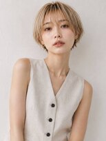 ミロアヴィタ 平尾(miroa vita)&nbsp;ブリーチ ハイトーン デザインカラー ショートボブ 顔周りカット