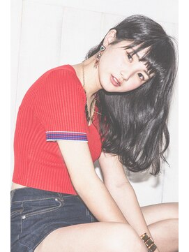 ヘアーサロン ラ シュシュ(HAIR SALON La chou chou) ナチュラルな暗髪でピュアな魅力を引き出すロングスタイル