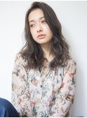 大人かわいい　無造作アンニュイカール