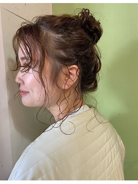 エルジン ヘアドレッサー ショップ(ELGIN HAIR DRESSER SHOP) 【saya】パーマで作るくしゃっとアレンジ
