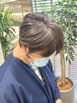 ステアケース 武蔵小杉店(stair:case) 脱白髪染めハイライト武蔵小杉30代40代50代髪型
