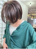 小顔効果◎前下がりボブ／ベージュグレージュカラーショートボブ
