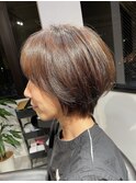 丸みのあるショートカット