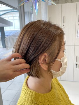 ビアンコ(BlANCO) ベージュイヤリングカラー(四ツ橋)