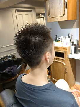 トランク(Trunk) スパイキーショート。【桜木町駅】