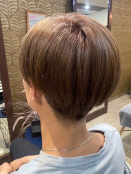 シースリーカラー(C3COLOR)の写真/メンズからも絶大な支持◆気さくなスタイリスト揃いで緊張せずに通いやすいのが◎いつでも好印象なヘアに。