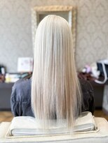 アーリアエスウーノ(A:ria es uno) ホワイトカラー/ホワイトブロンド