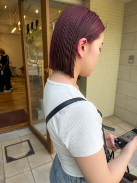 シロ(siro) 暖色切りっぱなしボブ