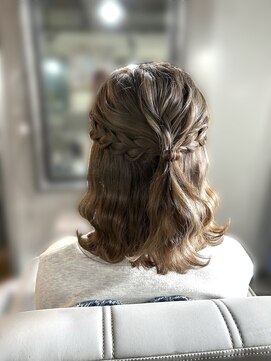 アイビー 新宿(IVY) ハーフアップ