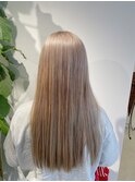 ホワイトグレージュスノーベージュストレート