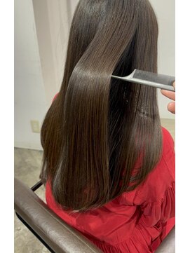 髪質改善のツヤ髪ヘア