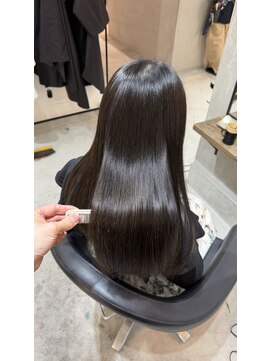 カフカ(CAFCA) 暗髪酸性ストレートパーマ
