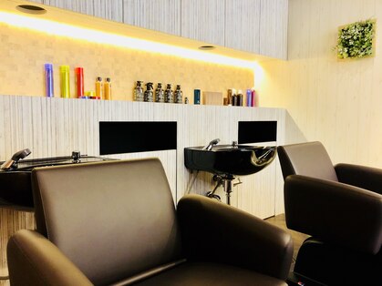 アグ ヘアー パルフェ 奈良駅前店(Agu hair parfait)の写真