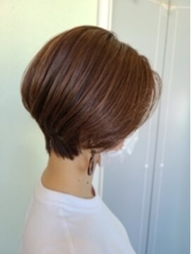 ナンバー ソポ 札幌/ジャム 札幌(N° sopo/JAM) ●大人かわいい小顔ひし形前下がりショートボブ30代40代50代