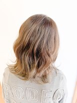 ユッカ エルア 武庫之荘南口(YUCCA elua)&nbsp;【elua 角床】大人可愛いアッシュミディー